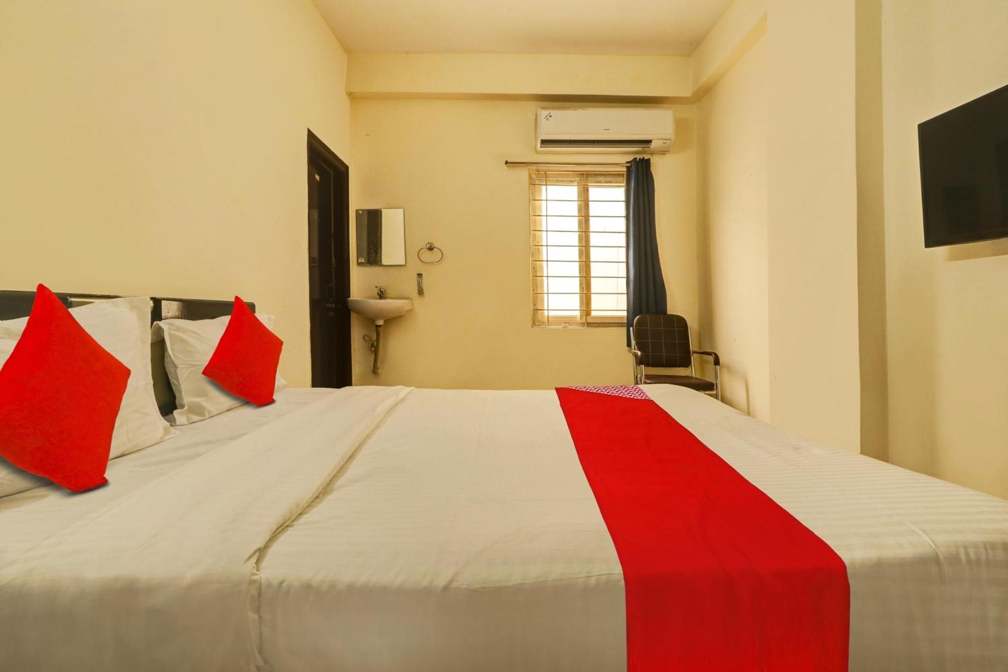 Hotel O Royal Haven Hyderabad Exterior foto